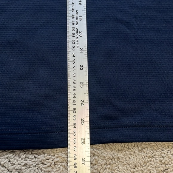 IZOD GOLF T- Shirt , size small short sleeve - Picture 9 of 10